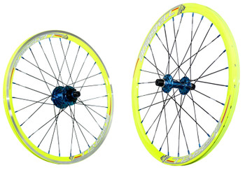 Bombshell Eight Wheelset