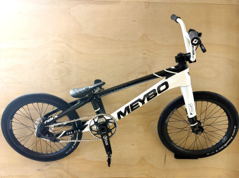 Meybo HSX Carbon Bike