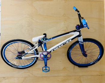 Avent Orca Junior Pro